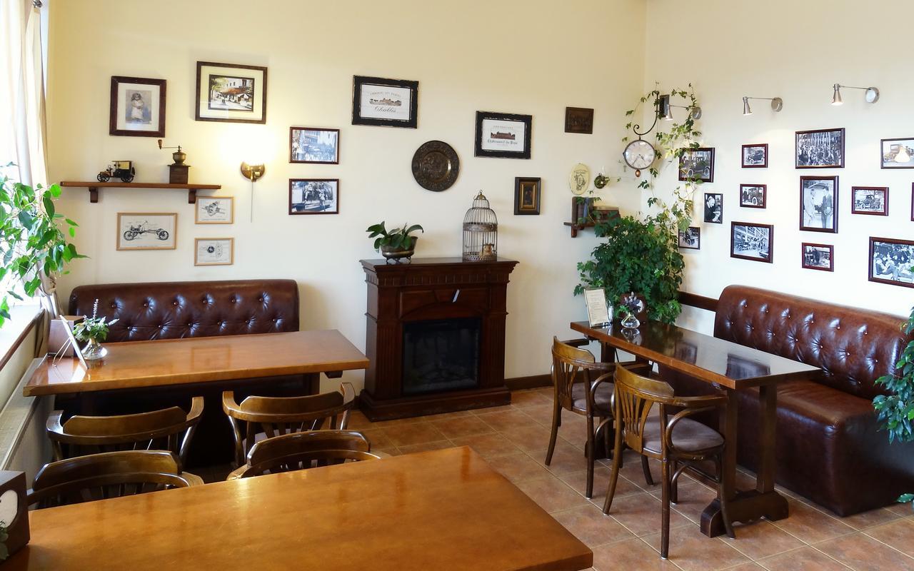 Henry Ford Mini Hotel Odessa Dış mekan fotoğraf